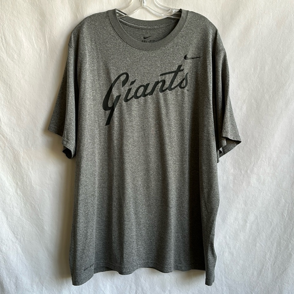 Nike San Francisco Giants gray T-shirt, size XXL